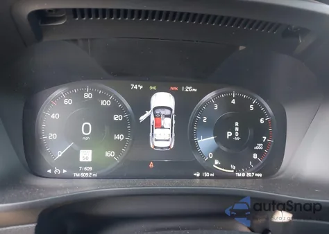 2021 Volvo Xc40 T4 Momentum from USA, damaged, VIN YV4AC2HK8M2536571